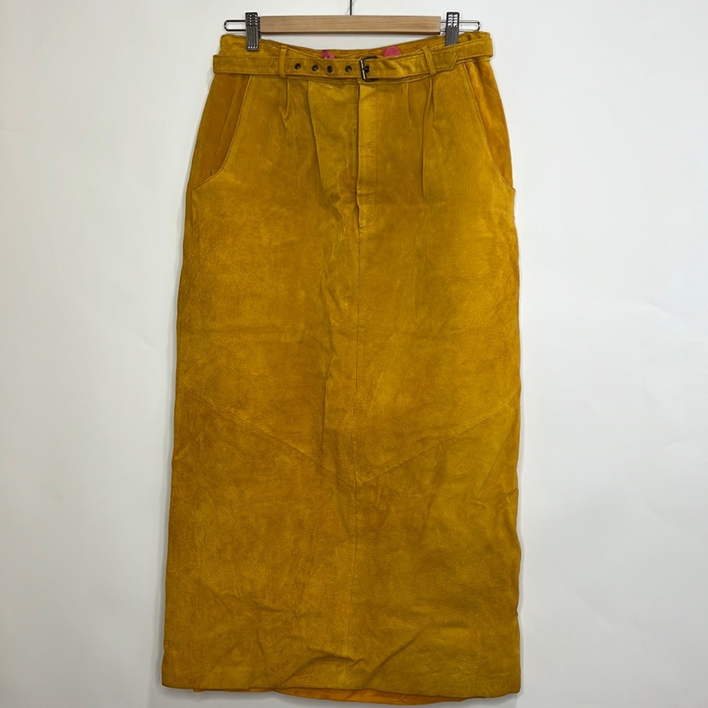 Coach & Camel On Open Roads Skirt